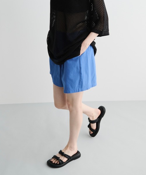 MERLOT(メルロー)の「カラーイージーショートパンツ(その他パンツ・レディース・ホワイト/イエロー/インディゴブルー/ブルー・FREE)」の20枚目の写真