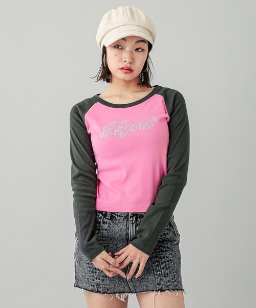 tシャツ BI COLOR RHINESTONE LOGO RAGLAN L/S BABY TEE レディース X-girl（エックスガール）の「RHINESTONE SCRIPT LOGO L/S