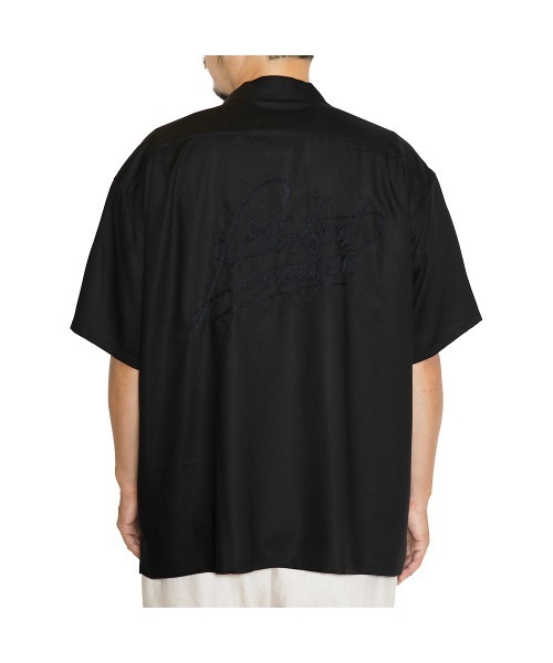 CALEE(キャリー)の「EMBROIDERY "BLATANT LOCALISM" OPEN COLLAR SH(シャツ/ブラウス・メンズ・グレー/ブラック/グリーン・MEDIUM/LARGE/X-LARGE/SMALL)」の1枚目の写真
