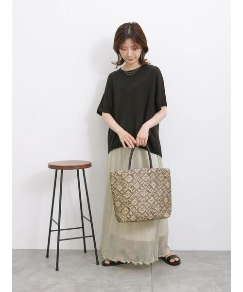 Samansa Mos2 blue（サマンサモスモスブルー）の「【マシンウォッシャブル】麻タッチニットドルマンプルオーバー（ニット/セーター・レディース・ネイビー/キナリ/ブラック・F）」の10枚目の写真