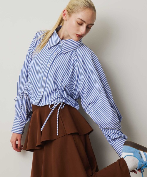 VIOLETTA（ヴィオレッタ）の「クロップドオーバーシャツ（シャツ/ブラウス・レディース・グレー/ベージュ/アイボリー/ネイビー・FREE）」の5枚目の写真