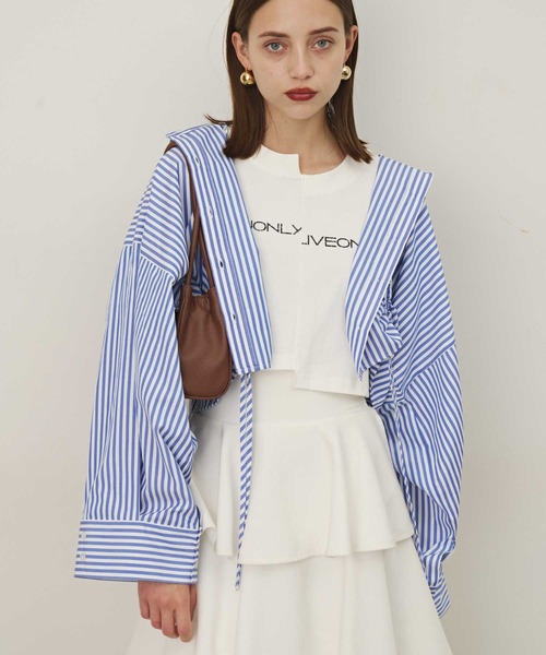 VIOLETTA（ヴィオレッタ）の「クロップドオーバーシャツ（シャツ/ブラウス・レディース・グレー/ベージュ/アイボリー/ネイビー・FREE）」の13枚目の写真