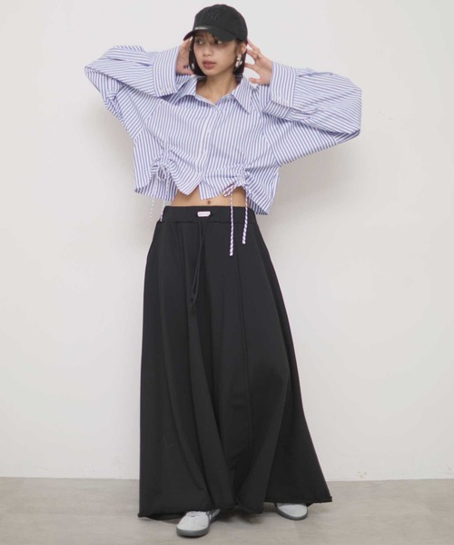 VIOLETTA（ヴィオレッタ）の「クロップドオーバーシャツ（シャツ/ブラウス・レディース・グレー/ベージュ/アイボリー/ネイビー・FREE）」の16枚目の写真