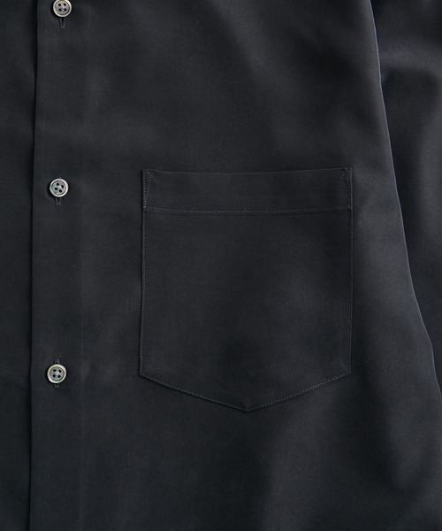 ADAM ET ROPE'(アダムエロペ)の「リラックス ドレープ レーヨンスエード とろみレギュラーカラーシャツ / イージーケア / 3シーズン着用可能 / ユニセックス(シャツ/ブラウス・メンズ・ブラック/ベージュ/キナリ/グリーン系その他2/ブルー系その他5・M/L)」の7枚目の写真