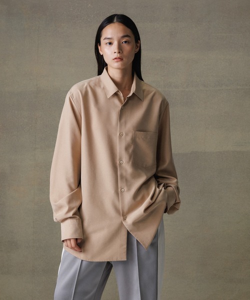 ADAM ET ROPE'(アダムエロペ)の「リラックス ドレープ レーヨンスエード とろみレギュラーカラーシャツ / イージーケア / 3シーズン着用可能 / ユニセックス(シャツ/ブラウス・メンズ・ブラック/ベージュ/キナリ/グリーン系その他2/ブルー系その他5・M/L)」の20枚目の写真