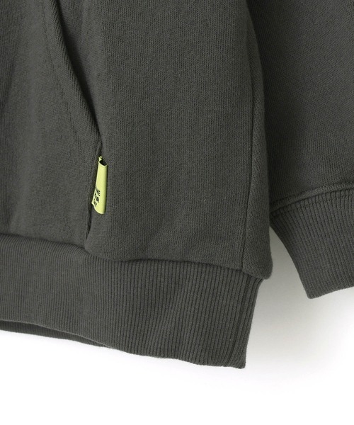 MAKE YOUR DAY（メイクユアデイ）の「うしろ刺繍ハーフジップ裏毛トレーナー■80～140cm（スウェット・キッズ・チャコールグレー/グレー・130/140/90/100/110/120/80）」の22枚目の写真