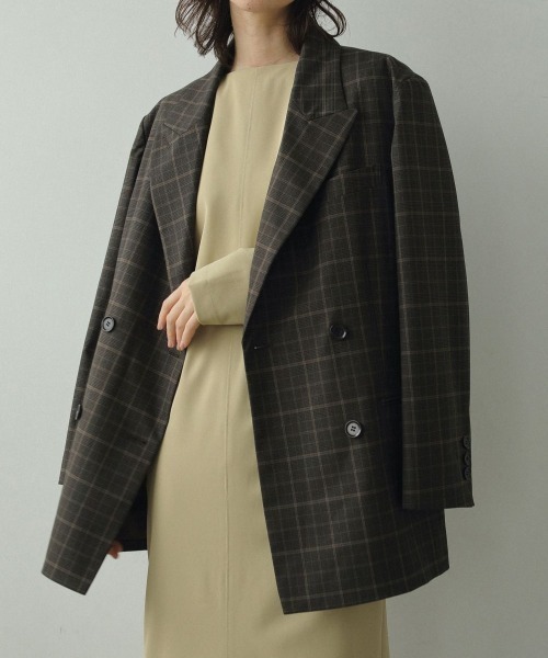 anuke（アンヌーク）の「anuke　Oversize Double Jacket オーバーサイズダブルジャケット/62420105（テーラードジャケット・レディース・ブラウン/ネイビー・38/36）」の2枚目の写真