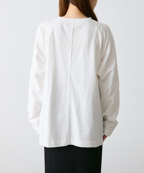 PUAL CE CIN(ピュアルセシン)の「【WEB限定カラーあり】LUXURYプリントロンT(Tシャツ/カットソー・レディース・アイボリー/チャコールグレー/オフホワイト・FREE)」の5枚目の写真