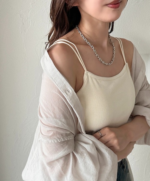 apres jour mignon(アプレジュールミニョン)の「ダブルストラップカップ付きキャミソール(キャミソール・レディース・アイボリー/ブラック/チャコールグレー/ブラック系その他/ナチュラル・フリー/X-LARGE)」の16枚目の写真