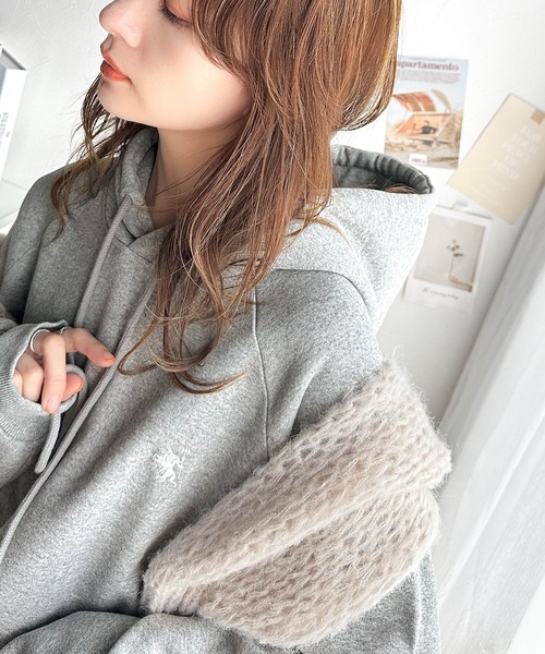 classicalelf(クラシカルエルフ)の「シンプル大人カジュアル。ワンポイント胸刺繍裏起毛パーカー(セットアップ可能)(パーカー・レディース・ブラウン/オートミール/ブラック/スモークピンク/グレイッシュベージュ/杢グレー・LARGE/MEDIUM/SMALL/X-LARGE)」の7枚目の写真