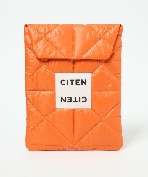 CITEN（シテン）の「＜CITEN＞ パデッド PCケース M ライト（PC・タブレットケース・レディース・ワインレッド/ライトピンク/ブラック/ダークグリーン/ベージュ/ホワイト/ライトグレー/シルバー/ロイヤルブルー/ライトブルー/ネイビー/ピンク/ライム/クリーム/オレンジ系その他/レッド/ダークブラウン/ダークグレー/その他3/その他4/オレンジ・FREE）」の17枚目の写真