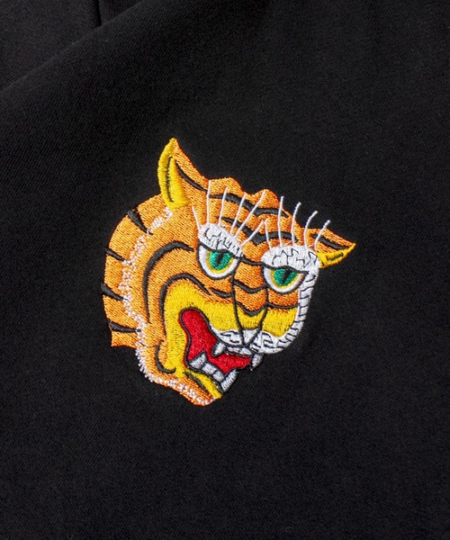 JACKROSE(ジャックローズ)の「YOIDORE/酔いどれ スーベニア クルーネック(スウェット・メンズ・ホワイト/ブラック・M/L/XL)」の6枚目の写真