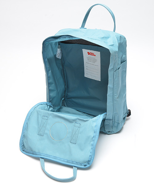 FJALL RAVEN (フェールラーベン)の「●FJALLRAVEN / kankenバッグ(バックパック/リュック・レディース・マスタード/レンガ/ロイヤルブルー/ブラウン/ベージュ/ダークグリーン/オリーブ/オレンジ/ピンク/サックスブルー/ブラック×レッド/グレー/グリーン×ピンク/グリーン/ブラウン系その他・ONE SIZE)」の21枚目の写真