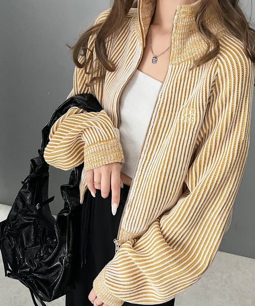 mily bilet（ミウィビレット）の「【mily bilet】見た目以上の収納力。クラッキングエナメル２WAYドロストハンドルリボンデザインハンドバック（ハンドバッグ・レディース・ブラック/アイボリー/シルバー・ONE SIZE）」の18枚目の写真