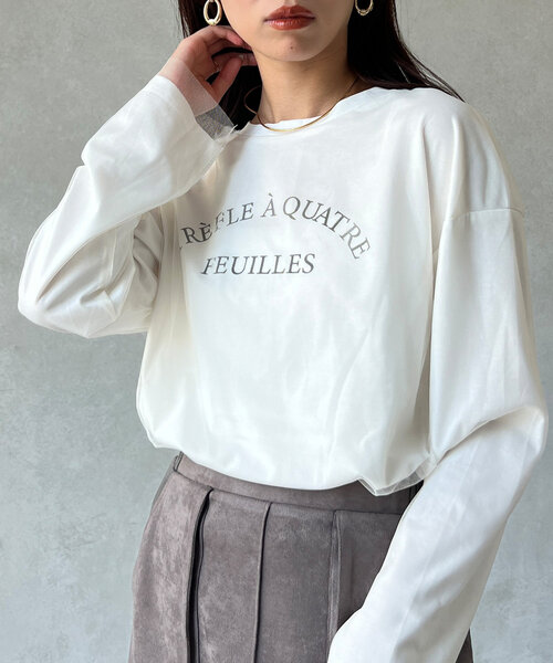 Chez toi(シェトワ)の「チュール重ねロゴロンT(Tシャツ/カットソー・レディース・チャコールグレー/オフホワイト/グレイッシュベージュ・FREE)」の2枚目の写真