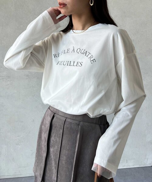 Chez toi(シェトワ)の「チュール重ねロゴロンT(Tシャツ/カットソー・レディース・チャコールグレー/オフホワイト/グレイッシュベージュ・FREE)」の6枚目の写真