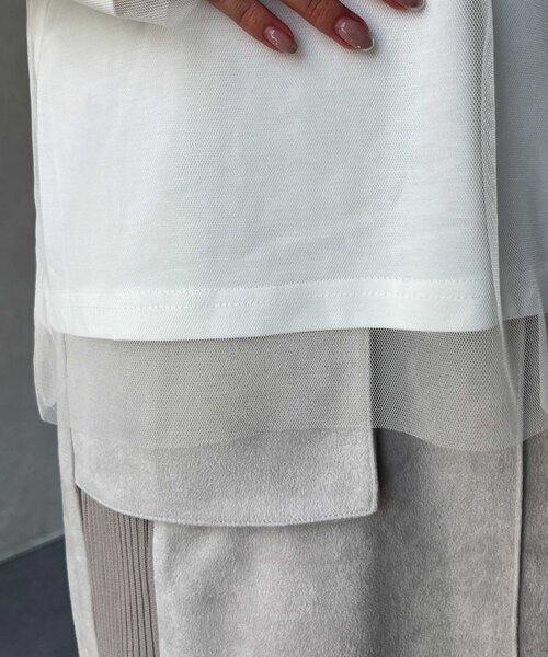 Chez toi(シェトワ)の「チュール重ねロゴロンT(Tシャツ/カットソー・レディース・チャコールグレー/オフホワイト/グレイッシュベージュ・FREE)」の18枚目の写真