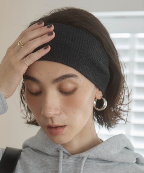 ANGIE（アンジー）の「リブヘアバンド（ヘアバンド・レディース・杢グレー/ブラック/アイボリー/ダークグレー/ブラウン・FREE）」の3枚目の写真