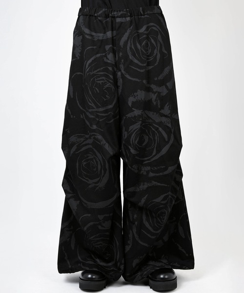LAD MUSICIAN スラックス　ブラック　ローズ　サイズ42 LAD MUSICIAN（ラッドミュージシャン）の「BIG ROSE OVER PANTS