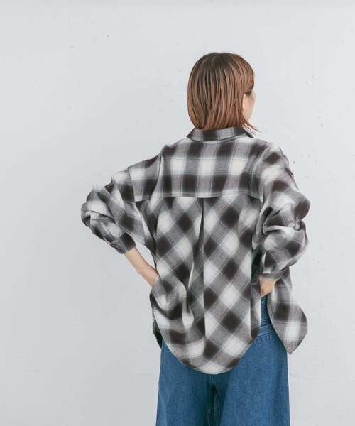 EKAL（エカル）の「バイアスオンブレチェックシャツ（シャツ/ブラウス・レディース・ブラック/レッド・ONE）」の13枚目の写真