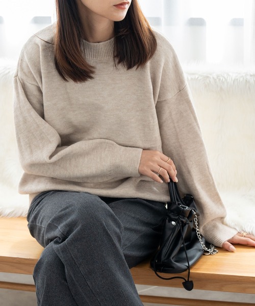 NinaetLina(ニナエリナ)の「ミックスカラーオーバーニット(ニット/セーター・レディース・ネイビー/モカ/パープル/ベージュ/イエロー・FREE)」の21枚目の写真