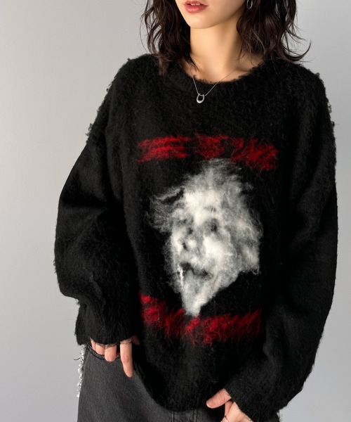 classicalelf(クラシカルエルフ)の「1枚で映える主役級トップス。人物モチーフ起毛シャギー素材ニット(ニット/セーター・メンズ・グレー/ブラック/ブラウン・LARGE/MEDIUM/SMALL/X-LARGE)」の5枚目の写真