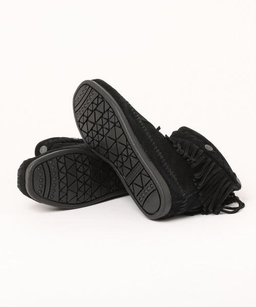 Minnetonka(ミネトンカ)の「★MINNETONKA★ハイ トップ バック ジッパー HI TOP BACK ZIP BOOTS(ブーツ・レディース・グレー/ブラック・5.5/6)」の4枚目の写真