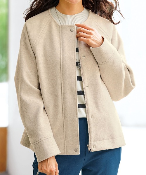 BELLUNA PLUS(ベルーナ)の「2way衿デザインウール調素材ジャケット(ブルゾン・レディース・杢グレー/アイボリー・MEDIUM/X-LARGE/LARGE)」の4枚目の写真