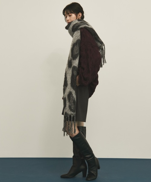 MERLOT（メルロー）の「モヘアライクレオパードマフラー（マフラー・レディース・ベージュ/ブラウン/グレー・FREE）」の10枚目の写真