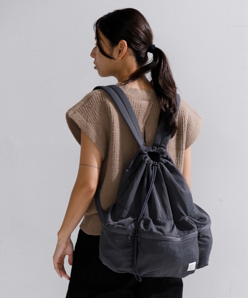 AMERICAN RAG CIE(アメリカンラグシー)の「ORCIVAL ADC_GATHERED BACKPACK(バックパック/リュック・レディース・グレー/ブラック・FREE)」の16枚目の写真