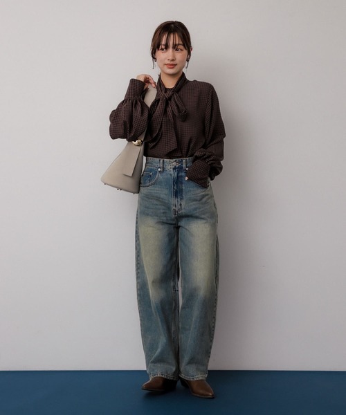 SENSE OF PLACE by URBAN RESEARCH（センスオブプレイスバイアーバンリサーチ）の「スエードライクワンハンドルバッグ（ハンドバッグ・レディース・ライトベージュ/ベージュ・ONE）」の5枚目の写真