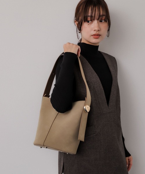 SENSE OF PLACE by URBAN RESEARCH（センスオブプレイスバイアーバンリサーチ）の「スエードライクワンハンドルバッグ（ハンドバッグ・レディース・ライトベージュ/ベージュ・ONE）」の12枚目の写真
