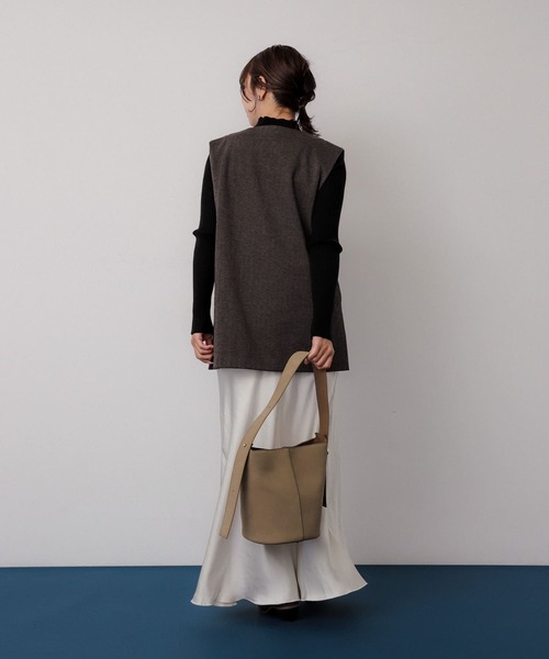 SENSE OF PLACE by URBAN RESEARCH（センスオブプレイスバイアーバンリサーチ）の「スエードライクワンハンドルバッグ（ハンドバッグ・レディース・ライトベージュ/ベージュ・ONE）」の16枚目の写真