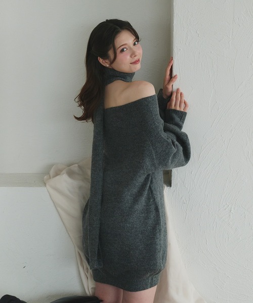 fupel(フぺル)の「Multi-way choker loose off-shoulder knit / マルチウェイチョーカールーズオフショルニット(ニット/セーター・レディース・アイボリー/グレー・FREE)」の16枚目の写真