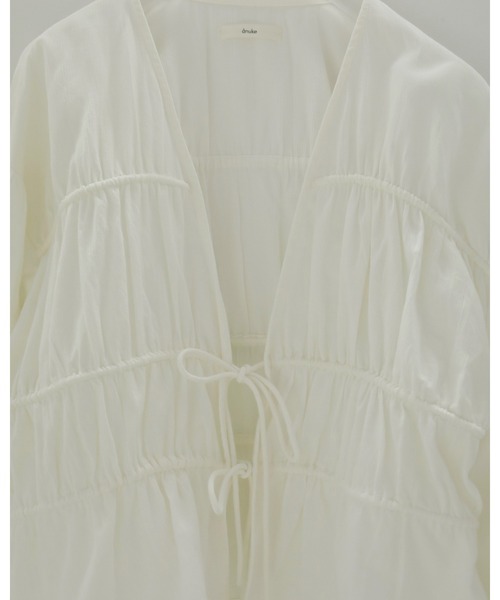 anuke（アンヌーク）の「Vneck Lace Blouse（シャツ/ブラウス）」 - WEAR