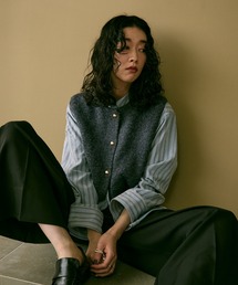Lutim by u（ルチバイユー）の「ゴールドボタンニットジレ（ベスト・レディース）」