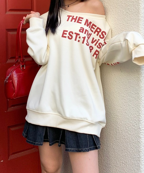 lilful（リルフル）の「レタリングロゴ ワンショルダー 肌見せ オーバーサイズスウェット（スウェット・レディース・アイボリー/グレー・M/L）」の10枚目の写真