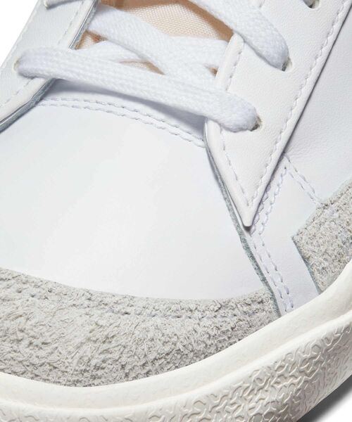 NIKE（ナイキ）の「ナイキ ブレーザー LOW '77 ビンテージ メンズシューズ / Nike Blazer Low '77 Vintage Men's Shoes DA6364-101 White（スニーカー・メンズ・ホワイト・23/23.5/24/24.5/25/25.5/26/26.5/27/27.5/28/28.5/29/29.5/30）」の9枚目の写真