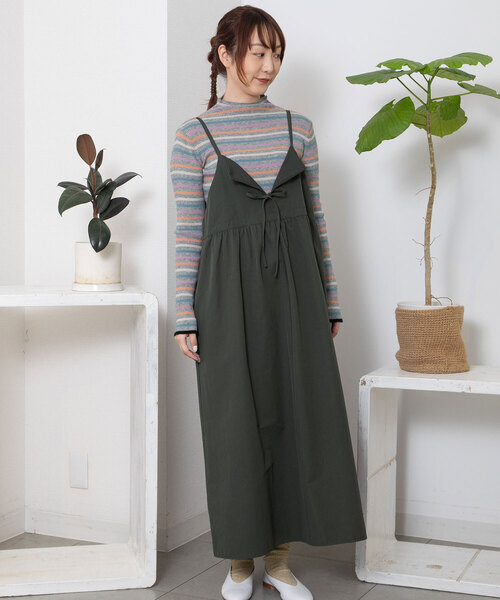 POU DOU DOU（プードゥドゥ）の「フロントリボンキャミワンピース（ワンピース・レディース・レッド/ネイビー/ダークグレー・M）」の2枚目の写真