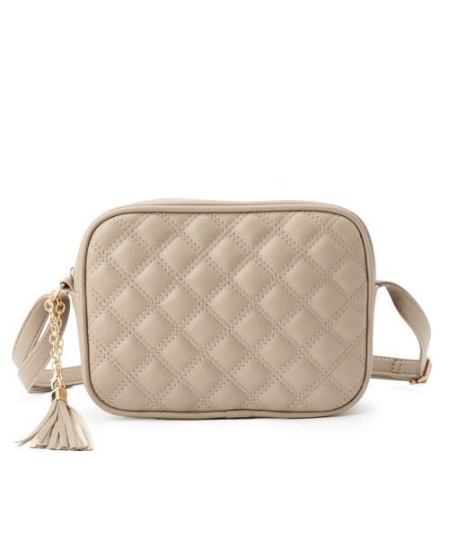 SHOO・LA・RUE（シューラルー）の「◆タッセル付きキルトショルダーバッグ（ショルダーバッグ・レディース・シルバー/ワインレッド/ベージュ/ブラック・00）」の3枚目の写真