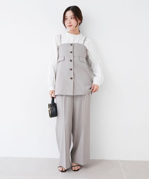 le.coeur blanc（ルクールブラン）の「サイロツイルダブルタックパンツ（その他パンツ・レディース・ブラウン/ライトグレー・38）」の4枚目の写真