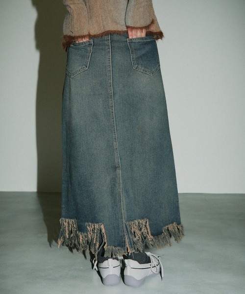 Clum(クルム)の「fringe vintage make denim skirt / フリンジデザインヴィンテージメイクデニムスカート(デニムスカート・レディース・ブルー系その他・SMALL/MEDIUM)」の5枚目の写真