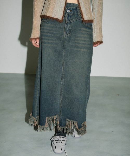 Clum(クルム)の「fringe vintage make denim skirt / フリンジデザインヴィンテージメイクデニムスカート(デニムスカート・レディース・ブルー系その他・SMALL/MEDIUM)」の7枚目の写真
