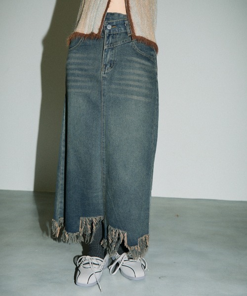 Clum(クルム)の「fringe vintage make denim skirt / フリンジデザインヴィンテージメイクデニムスカート(デニムスカート・レディース・ブルー系その他・SMALL/MEDIUM)」の8枚目の写真