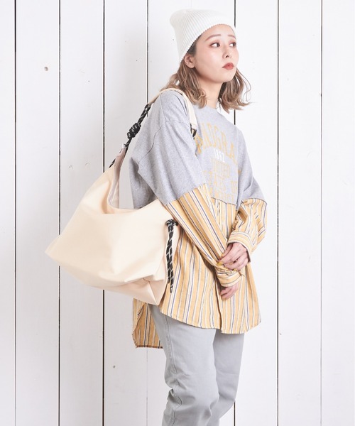 CUBE SUGAR(キューブシュガー)の「ナイロン2WAYショルダーバッグ(ショルダーバッグ・レディース・ナチュラル/ブラック・M)」の9枚目の写真