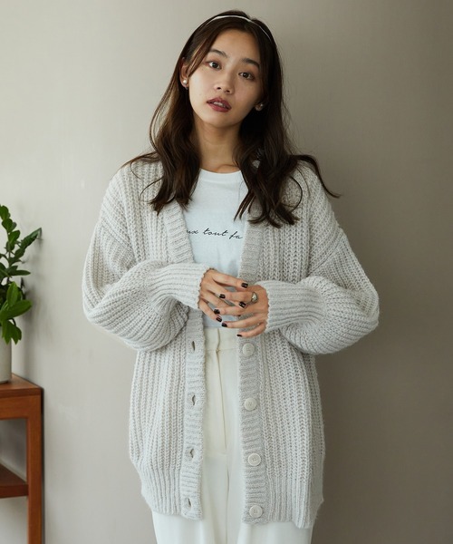 MISCH MASCH(ミッシュマッシュ)の「Vネックニットカーディガン MO33N01(ニット/セーター・レディース・ブルー/ピンク/グリーン/ライトグレー/ネイビー/イエロー・フリ-)」の16枚目の写真