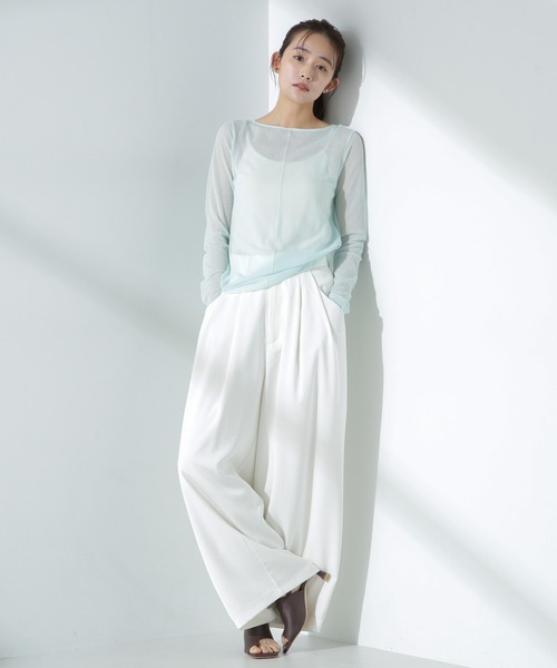 NANO universe(ナノユニバース)の「梨地シアーカットトップス(Tシャツ/カットソー・レディース・オフホワイト/ブラック/ライトブルー・S/M)」の16枚目の写真