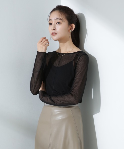 NANO universe(ナノユニバース)の「梨地シアーカットトップス(Tシャツ/カットソー・レディース・オフホワイト/ブラック/ライトブルー・S/M)」の21枚目の写真