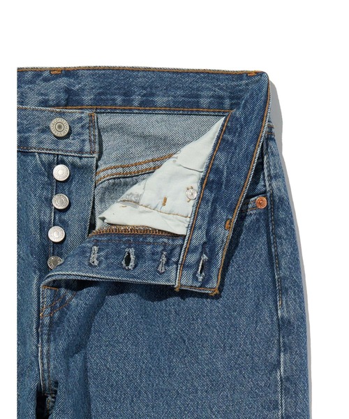 Levi's（リーバイス）の「Levi's/リーバイス 501(R) ジーンズ FOR WOMEN ミディアムインディゴ（デニムパンツ・レディース・インディゴブルー・23inch/28inch/27inch/26inch/25inch/24inch）」の6枚目の写真