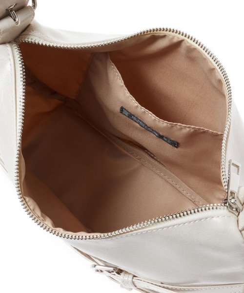 INGNI（イング）の「ベルト付きショルダーバッグ（ハンドバッグ・レディース・オフホワイト/ブラック・ONE SIZE）」の8枚目の写真